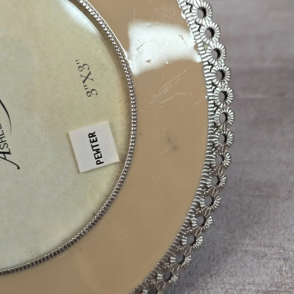 VTG Ashleigh Manor Round Pewter Trim Enamel Picture Frame Fit Photo 3